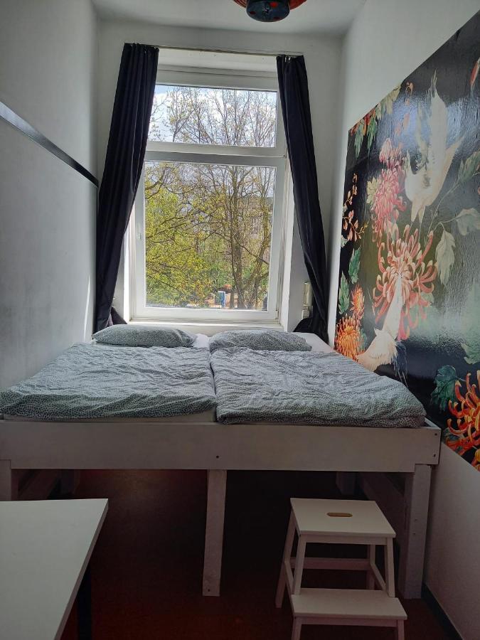Instantsleep Backpackerhostel St Pauli Hamburg Exterior foto